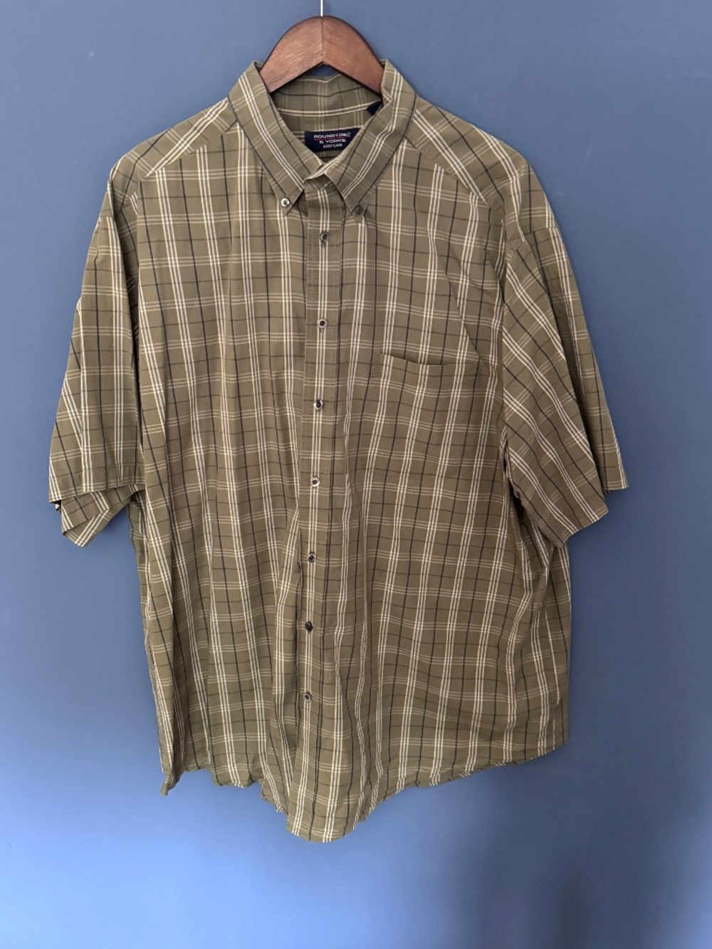 Men's Roundtree & York EasyCare button down Size 2XLT